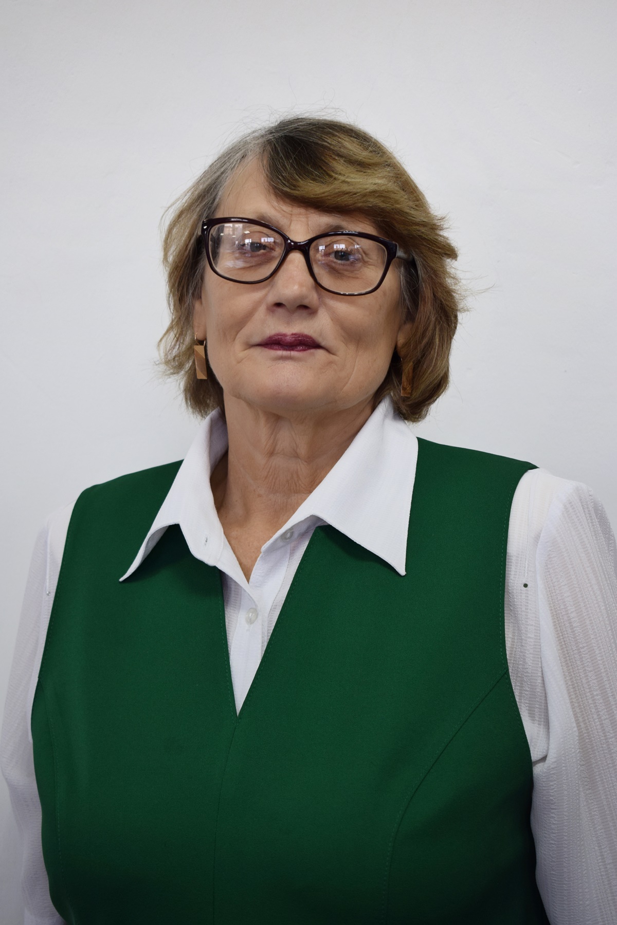 Саманчук Елена Ивановна.